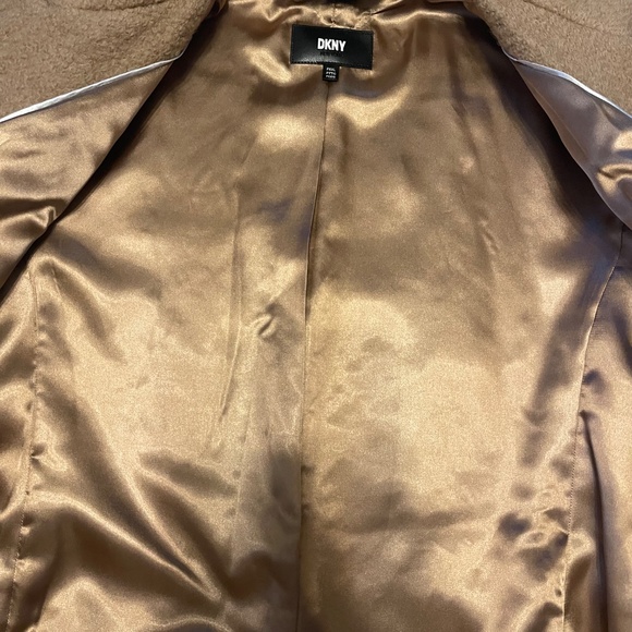 NWT Beautiful DKNY mid length mid weight brown coat - Picture 7 of 11